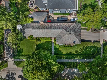 $2,100,000 | 870 Bryant Avenue, Winnetka, IL 60093