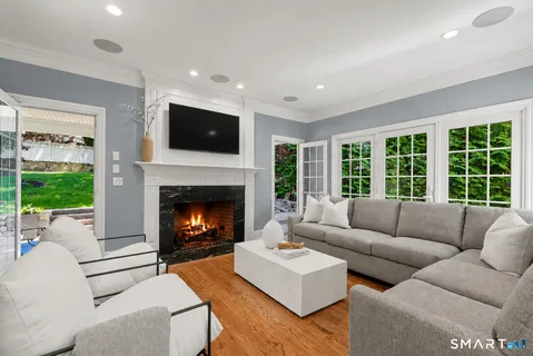 $1,695,000 | 2 Gino's Way, Ridgefield, CT 06877