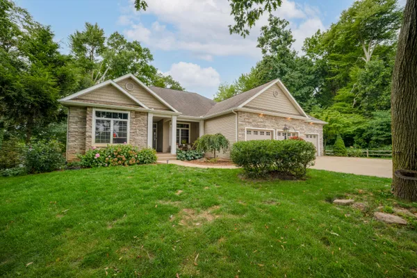 $599,999 | 14807 Huyck Lake Lane, Marcellus, MI 49067