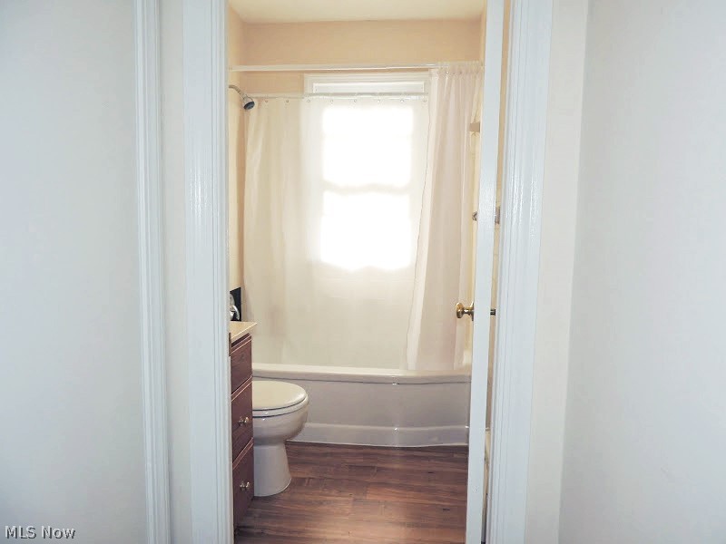 1531 Mapledale Road Wickliffe, OH 44092 - Photo 8 of 17 Gallery Image 8
