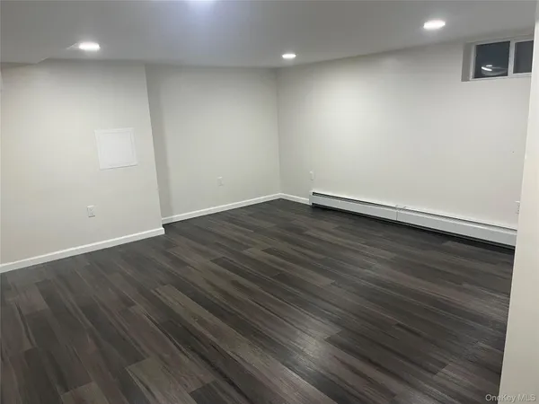 $2,100 | Undisclosed Address, Newburgh, NY 12550