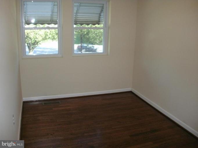 4448 Annapolis Road Halethorpe, MD 21227 - Photo 7 of 14 Bedroom #1