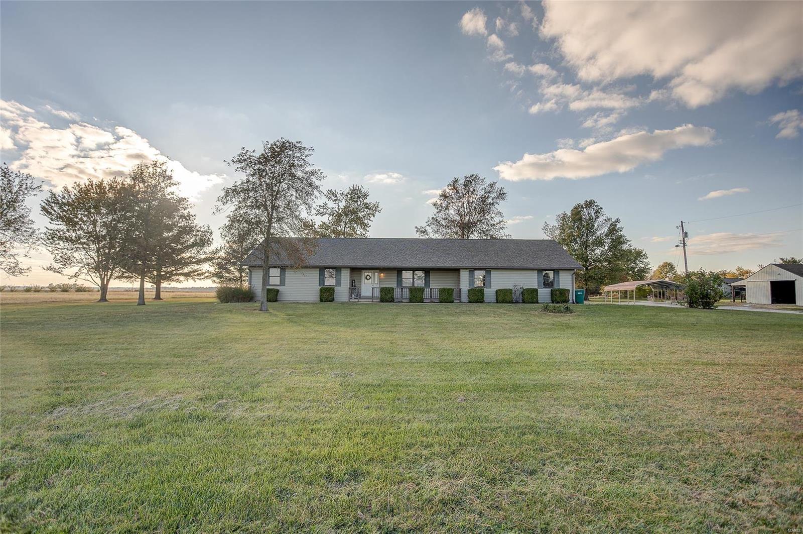 4989 Carr Road Freeburg, IL 62243 - Photo 1 of 42