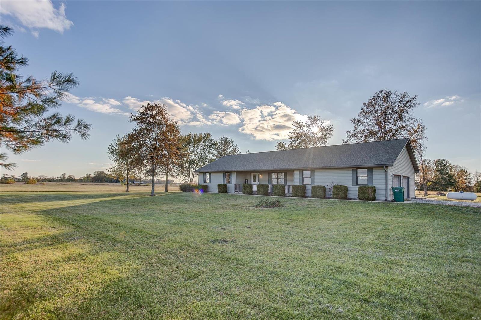 4989 Carr Road Freeburg, IL 62243 - Photo 32 of 42
