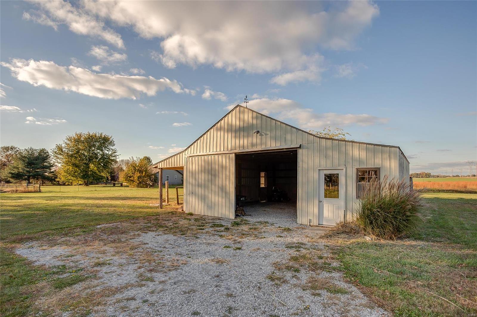4989 Carr Road Freeburg, IL 62243 - Photo 35 of 42