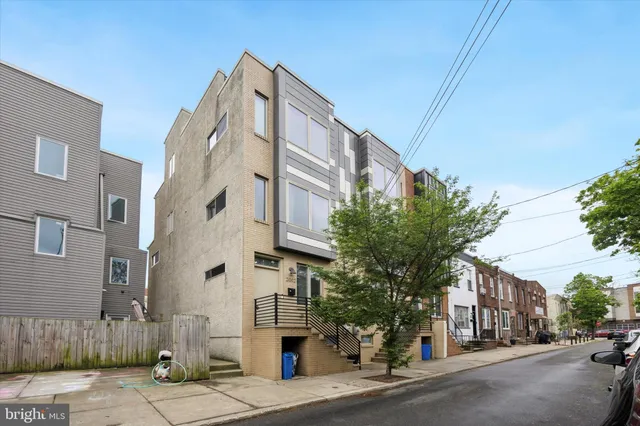 $3,000 | 2002 Titan Street, Philadelphia, PA 19146