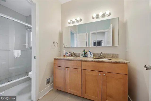 $3,000 | 2002 Titan Street, Philadelphia, PA 19146