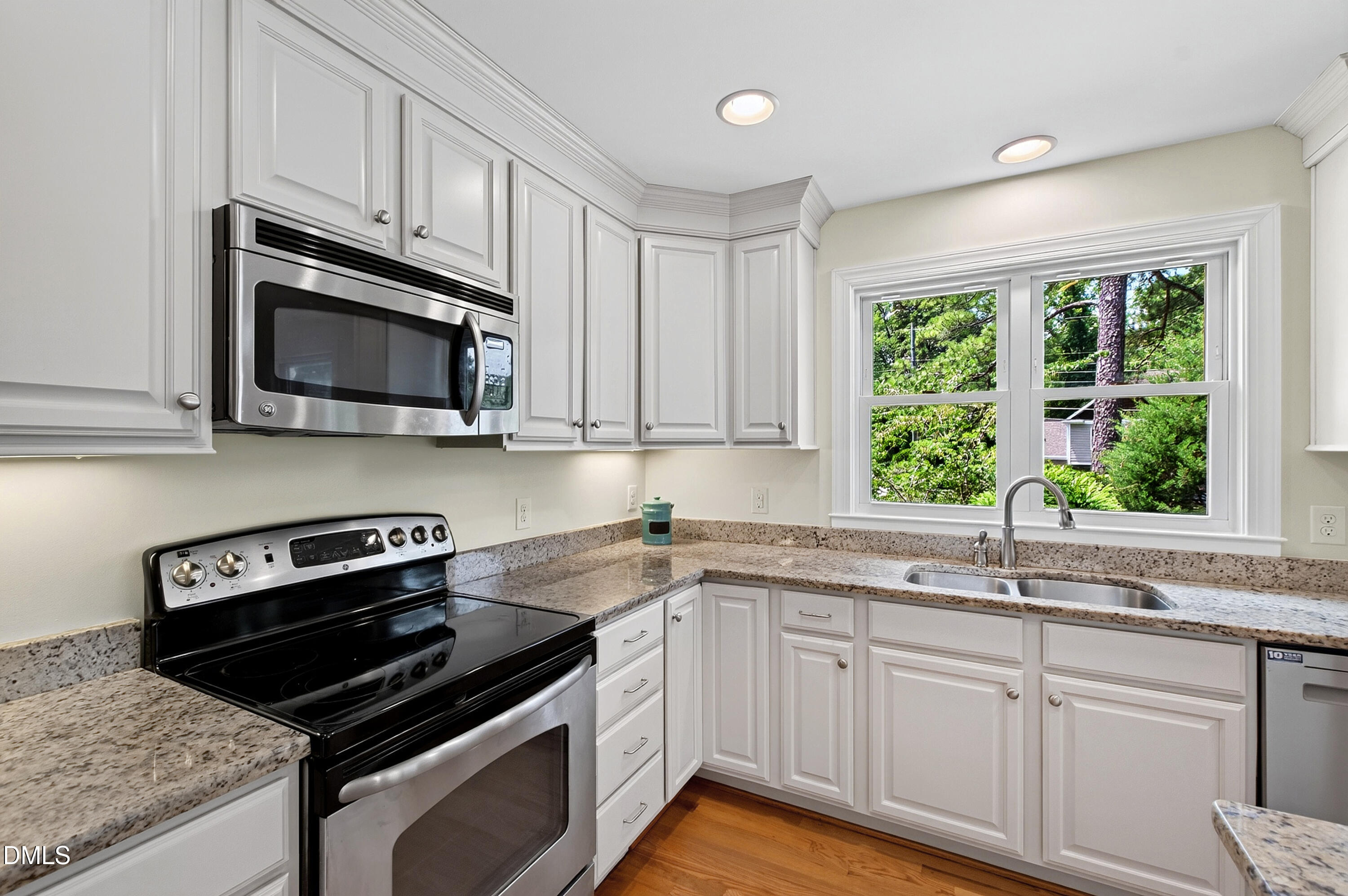 3312 Coleridge Drive Raleigh, NC 27609 - Photo 10 of 36 Coleridge (27)