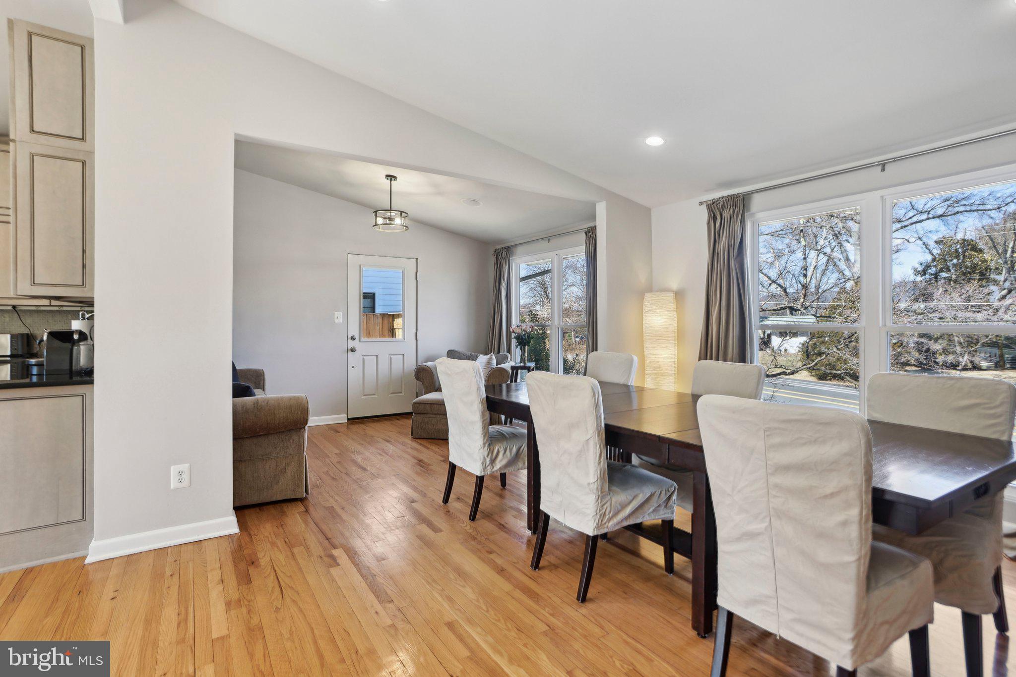 6707 Old Chesterbrook Road McLean, VA 22101 - Photo 10 of 46 Gallery Image 10