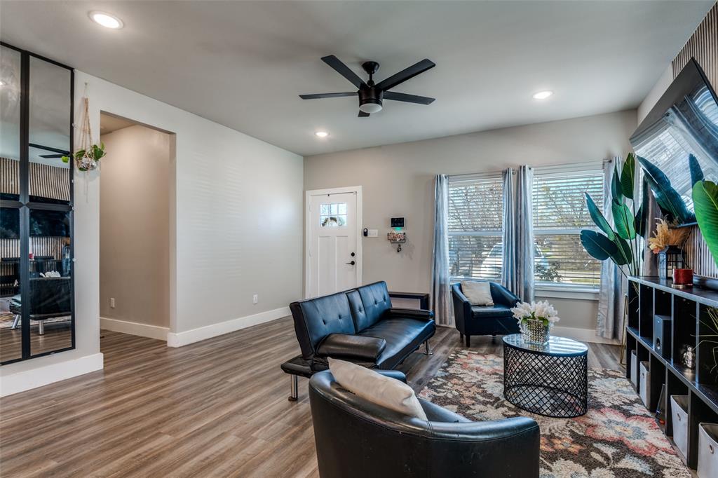 1205 Edgar Street Greenville, TX 75401 - Photo 6 of 26 a living room with furniture and a window