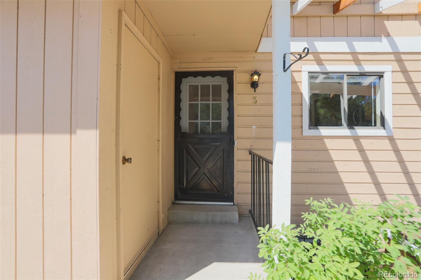 9105 Oberon Road, Unit 3 Arvada, CO 80004 - Photo 3 of 33 Gallery Image 3