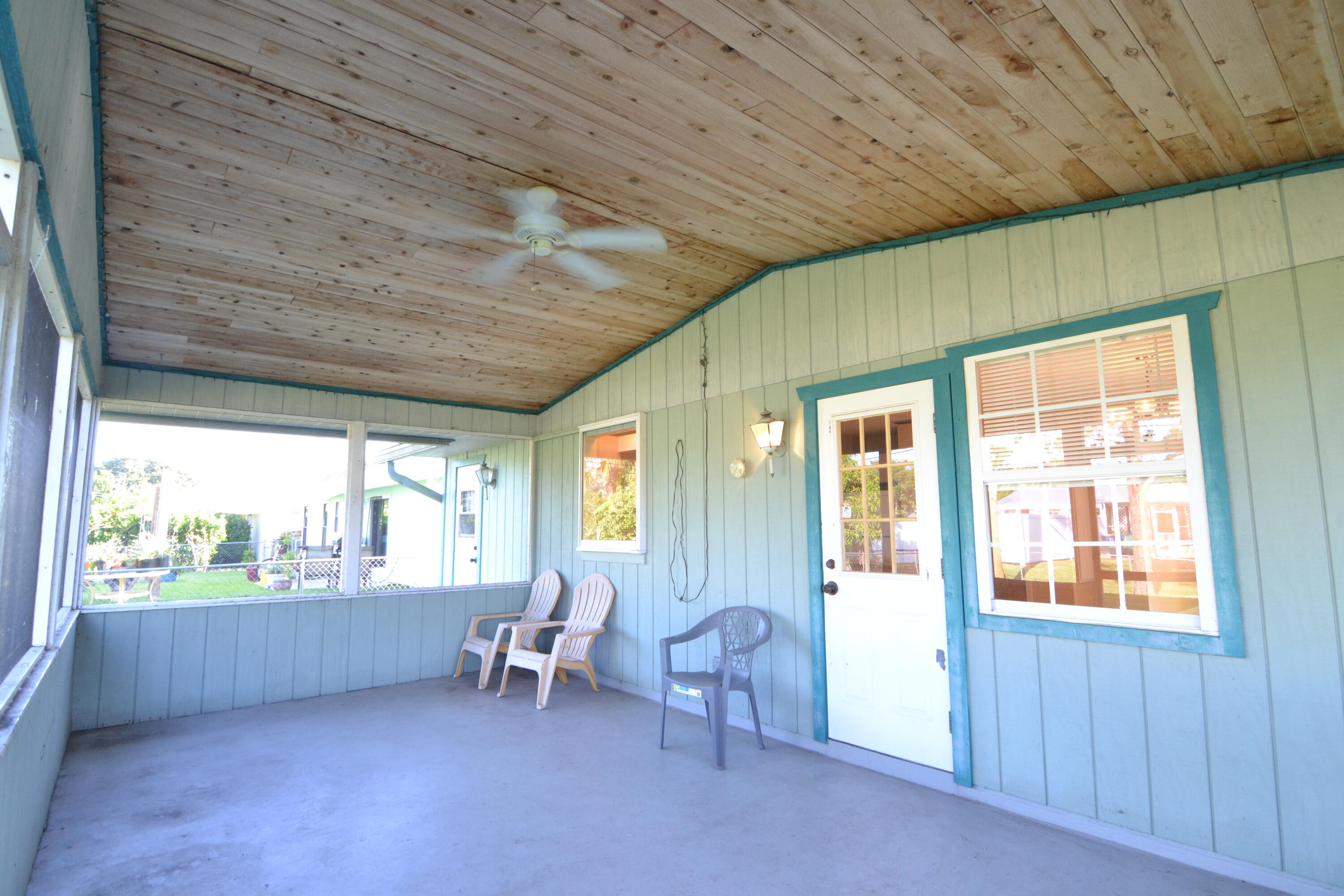 5620 Southeast Normandy Avenue Stuart, FL 34997 - Photo 3 of 14 DSC_0145