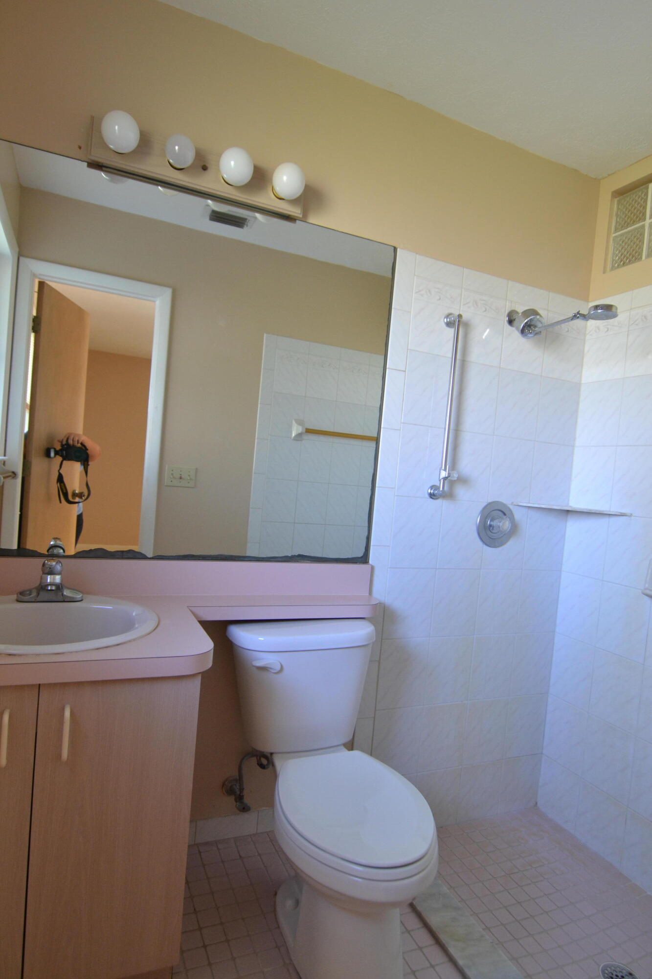 5620 Southeast Normandy Avenue Stuart, FL 34997 - Photo 10 of 14 DSC_0127