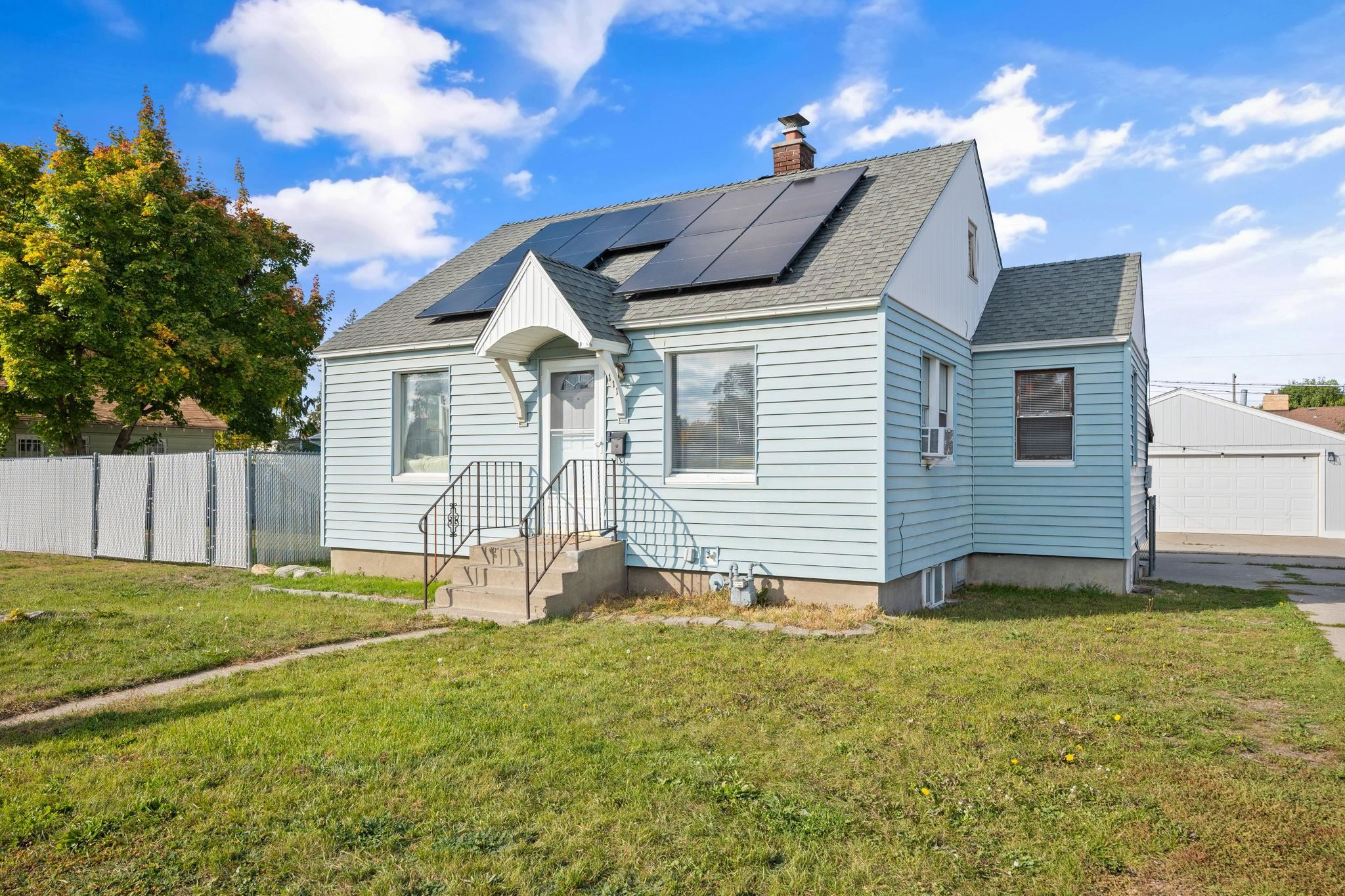 111 East Longfellow Avenue Spokane, WA 99207 - Photo 2 of 30