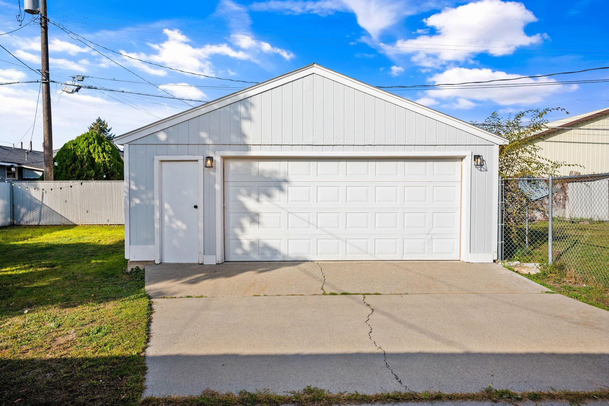 111 East Longfellow Avenue Spokane, WA 99207 - Photo 27 of 30