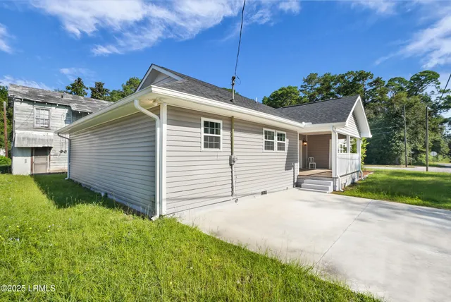 $390,000 | 401-403 Mulberry Street West, Hampton, SC 29924