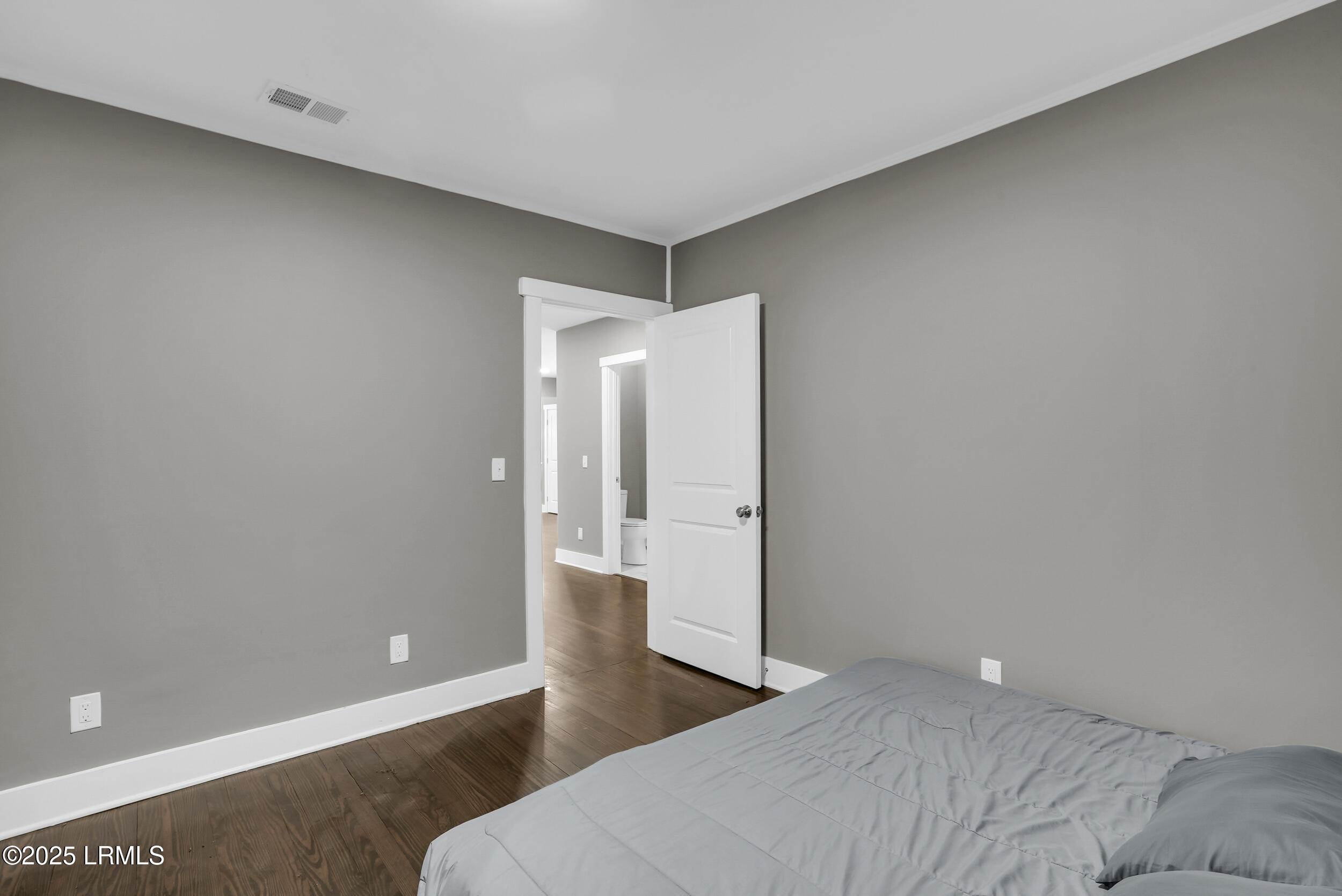 401-403 Mulberry Street West Hampton, SC 29924 - Photo 29 of 74 45_dsc09462