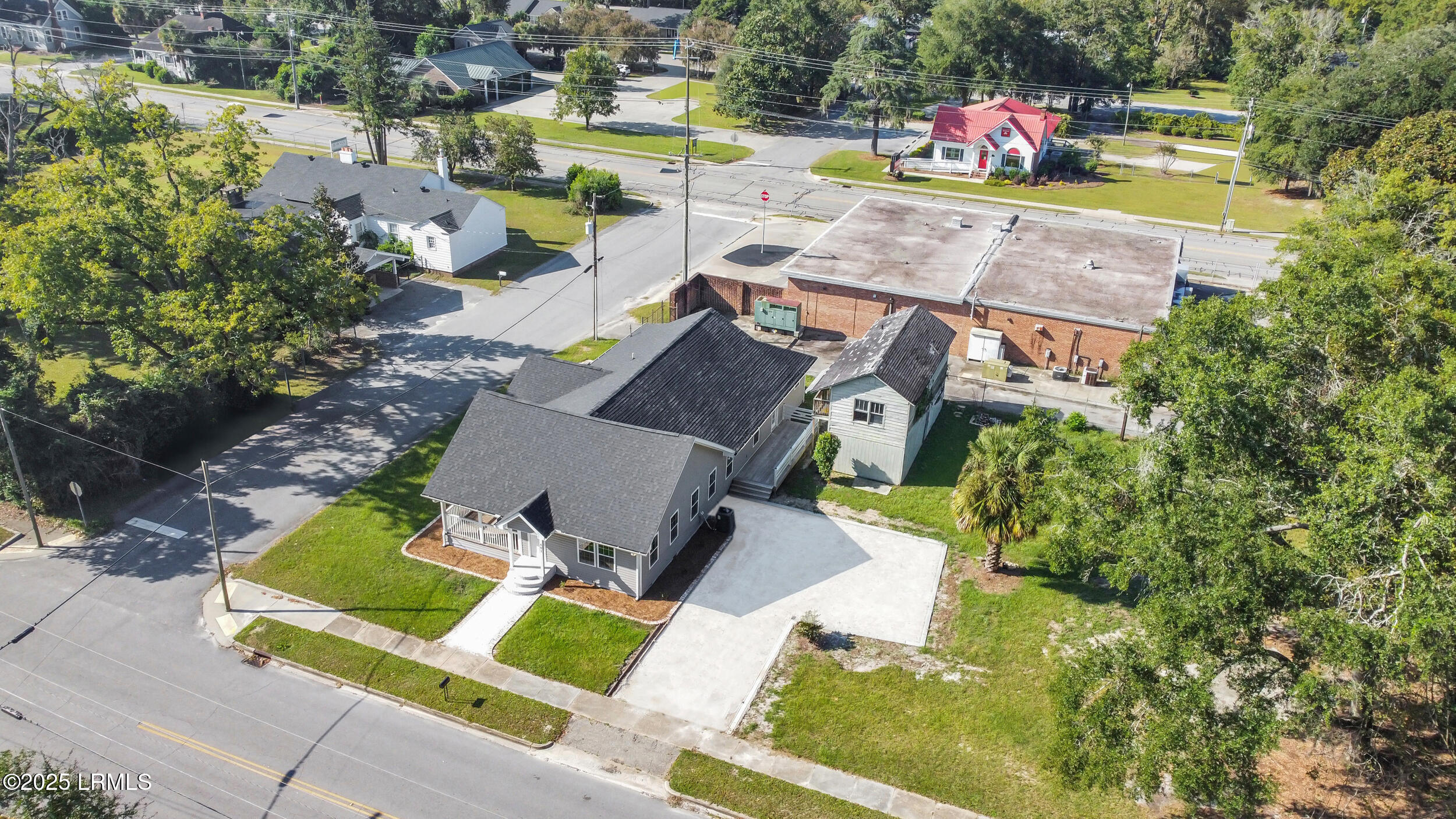 401-403 Mulberry Street West Hampton, SC 29924 - Photo 55 of 61 86_dji_0222