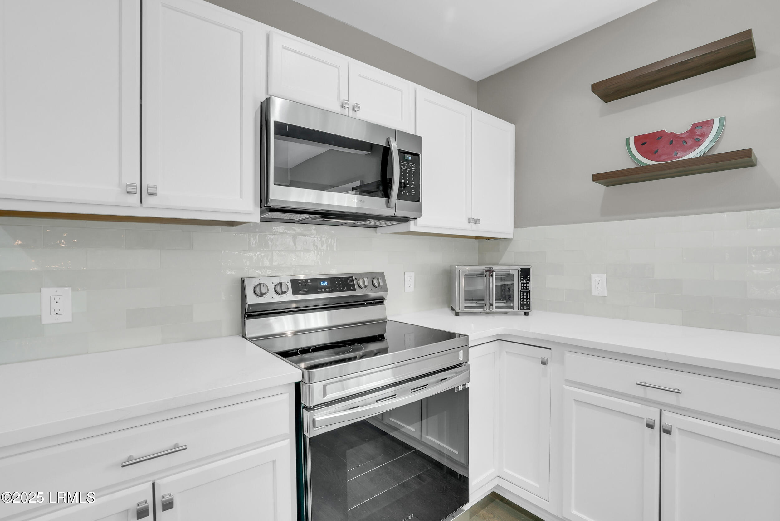 401-403 Mulberry Street West Hampton, SC 29924 - Photo 10 of 61 39_dsc09427