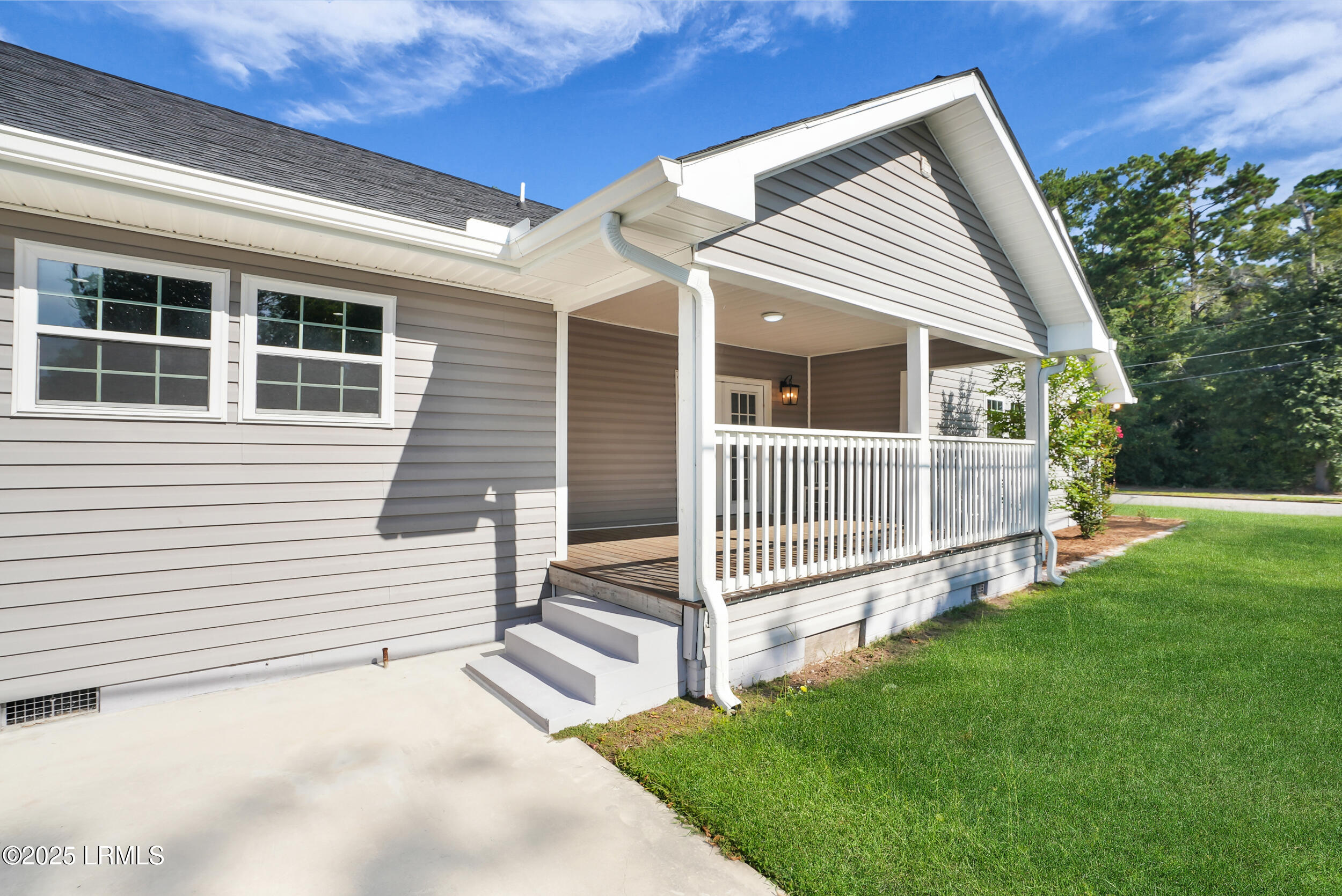 401-403 Mulberry Street West Hampton, SC 29924 - Photo 10 of 74 18_dsc09349-1