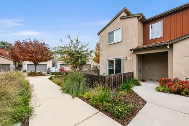 $460,000 | 3205 Albany Terrace, Davis, CA 95618