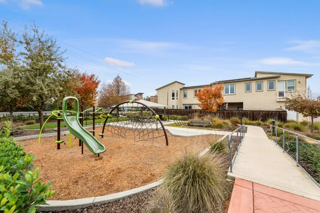 $460,000 | 3205 Albany Terrace, Davis, CA 95618