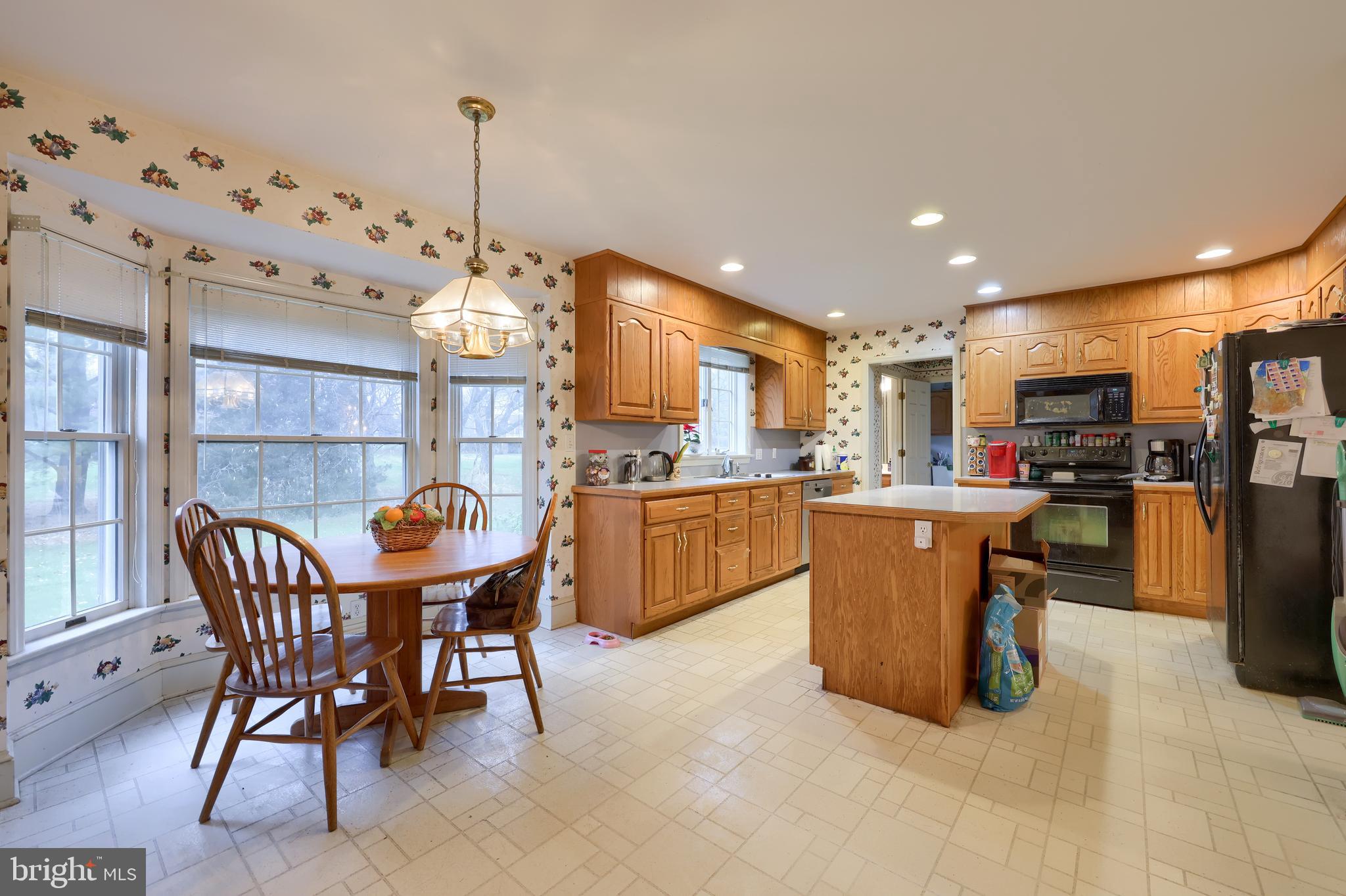 318 Rumford Road Lititz, PA 17543 - Photo 3 of 26