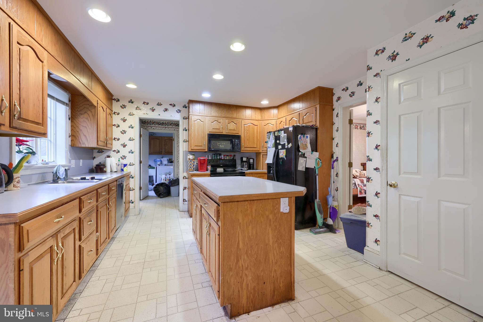 318 Rumford Road Lititz, PA 17543 - Photo 4 of 26