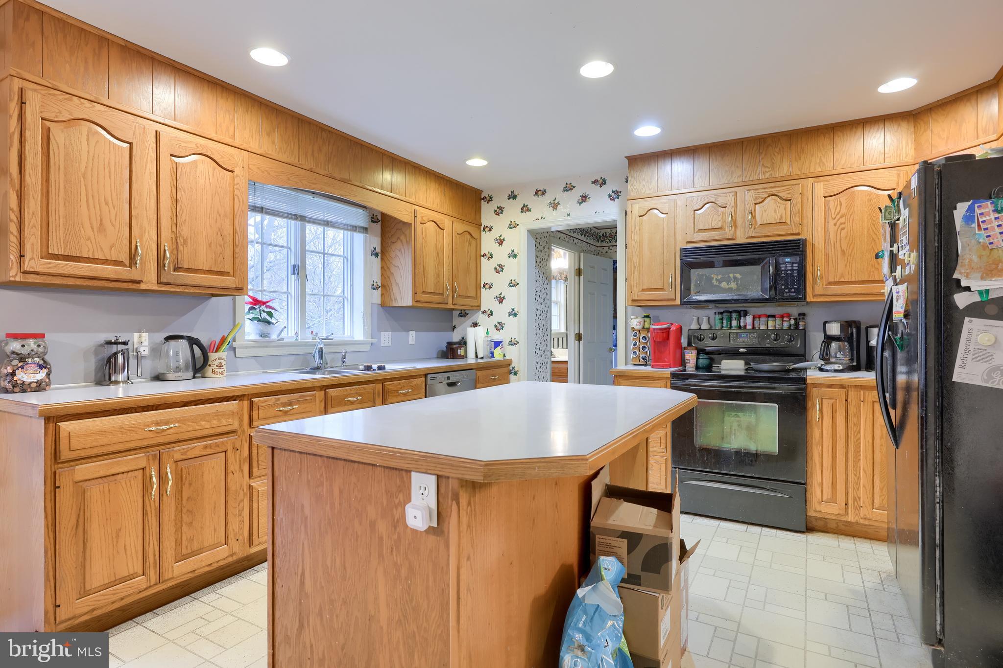 318 Rumford Road Lititz, PA 17543 - Photo 5 of 26