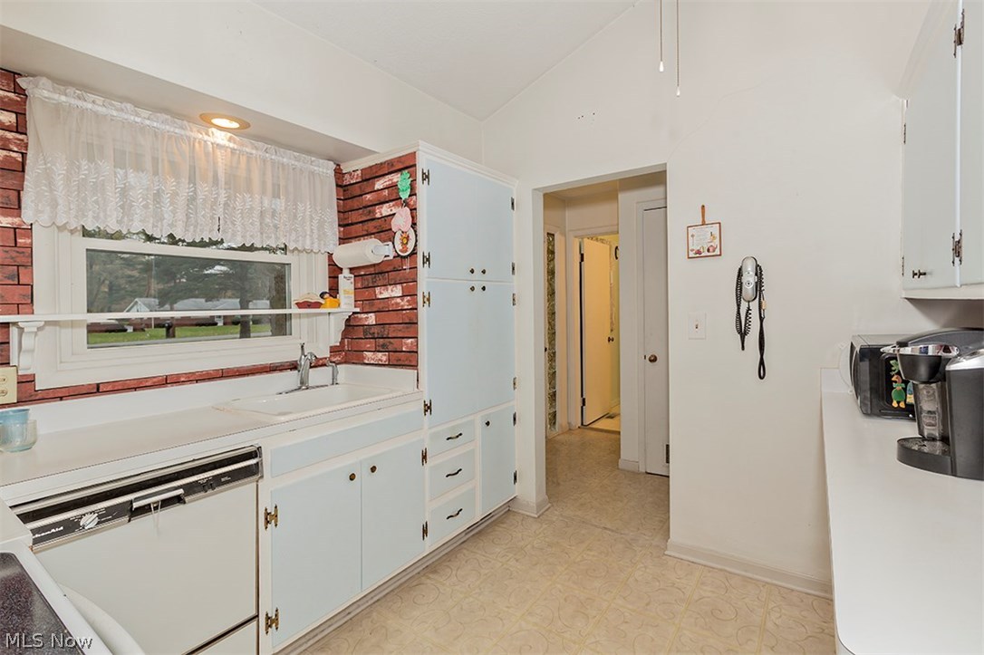 5631 Meister Road Mentor, OH 44060 - Photo 13 of 31 Gallery Image 13