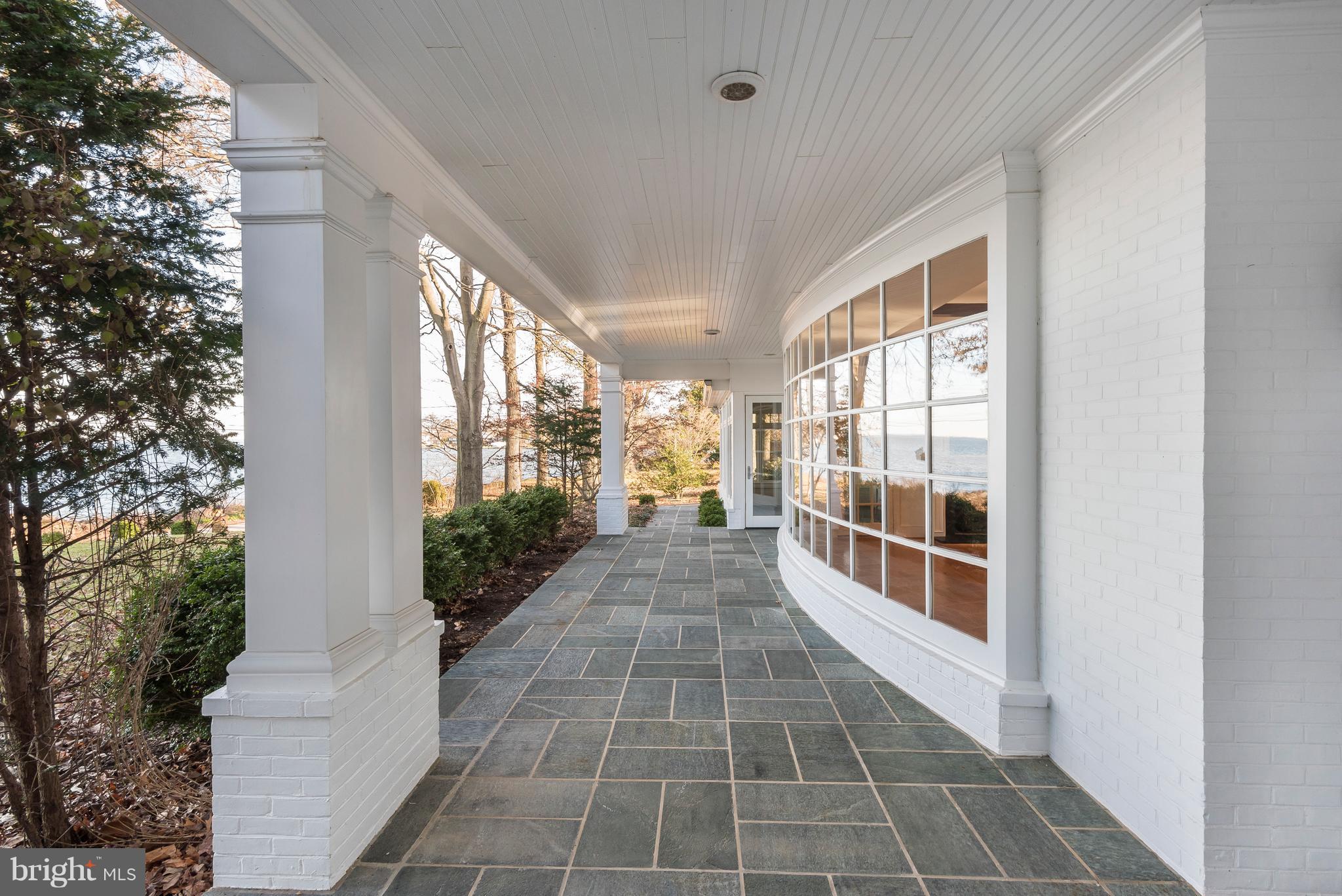2515 Carrollton Road Annapolis, MD 21403 - Photo 6 of 69 Front Patio