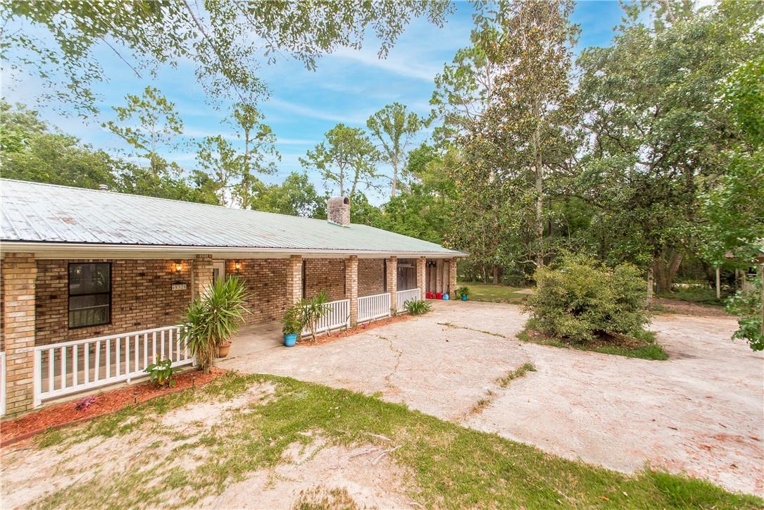 60320 South Mill Road Lacombe, LA 70445 - Photo 3 of 24 Gallery Image 3