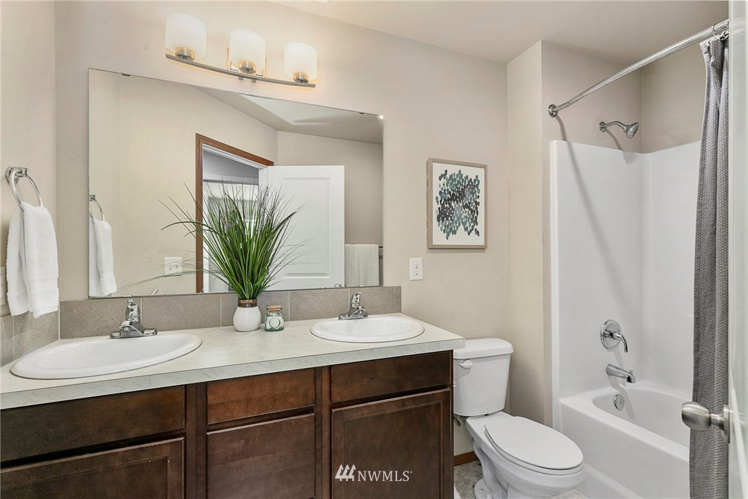 2532 Filbert Avenue Bremerton, WA 98310 - Photo 20 of 26 Gallery Image 20