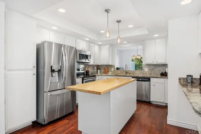 $937,500 | 6561 Corte Cisco, Carlsbad, CA 92009