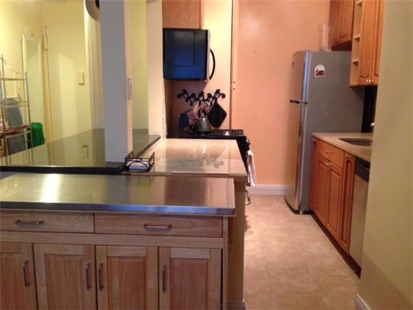 305 East 24th St Unit 2H