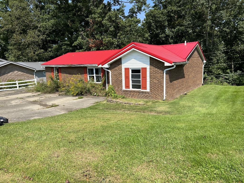 2121 Booth Quillen Road Ashland, KY 41102 - Photo 1 of 1