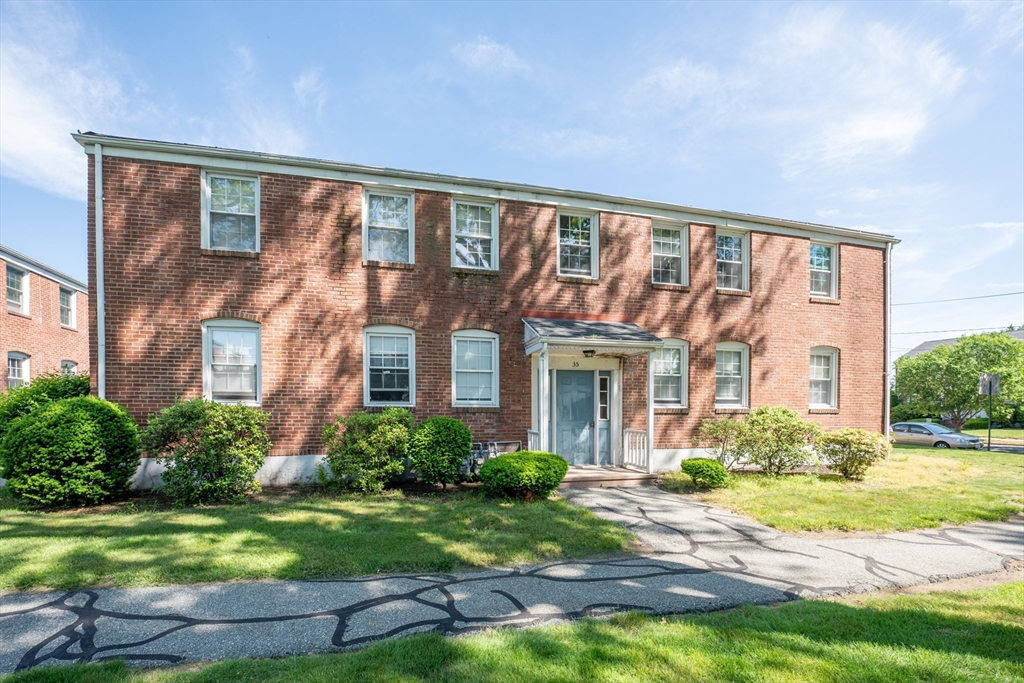 35 Colony Road, Unit 4 (2B) West Springfield, MA 01089 - Photo 1 of 28 Gallery Image 1