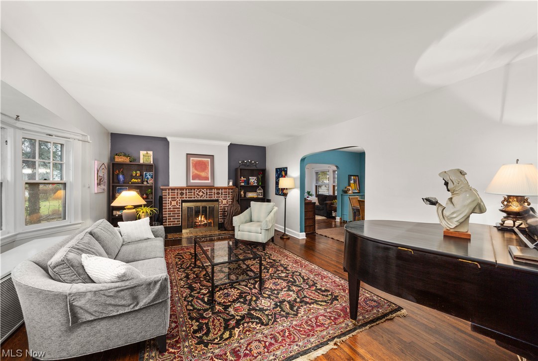 3158 Huntington Road Cleveland, OH 44120 - Photo 3 of 23 Gallery Image 3