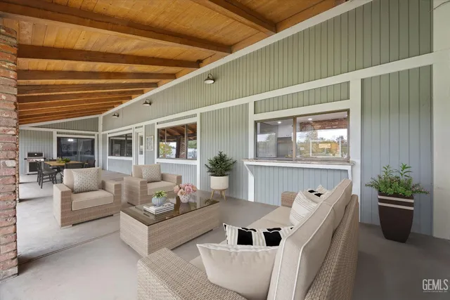 $999,999 | Undisclosed Address, Bakersfield, CA 93308