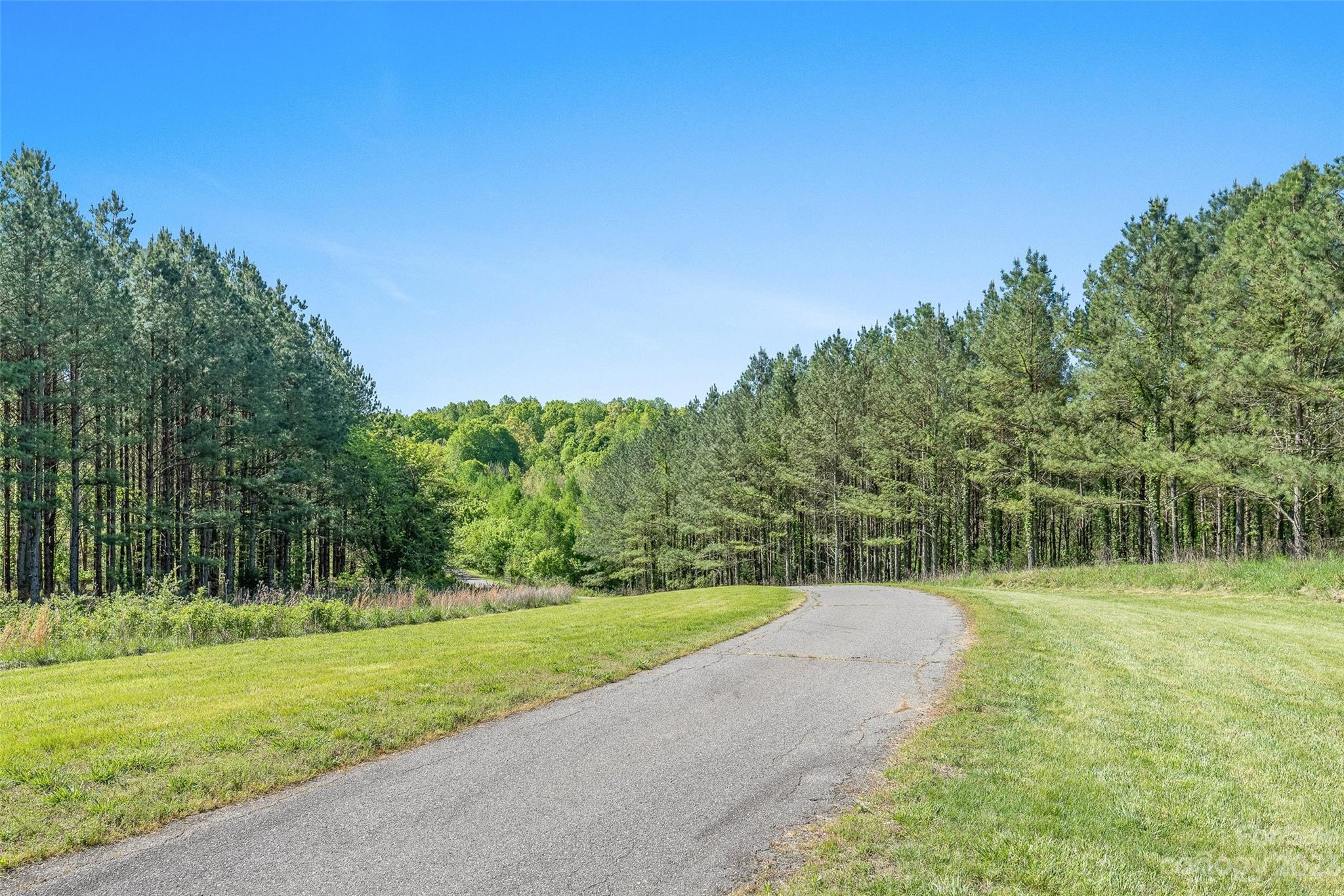 2775 Miami Church Road Concord, NC 28025 - Photo 6 of 48 Gallery Image 6