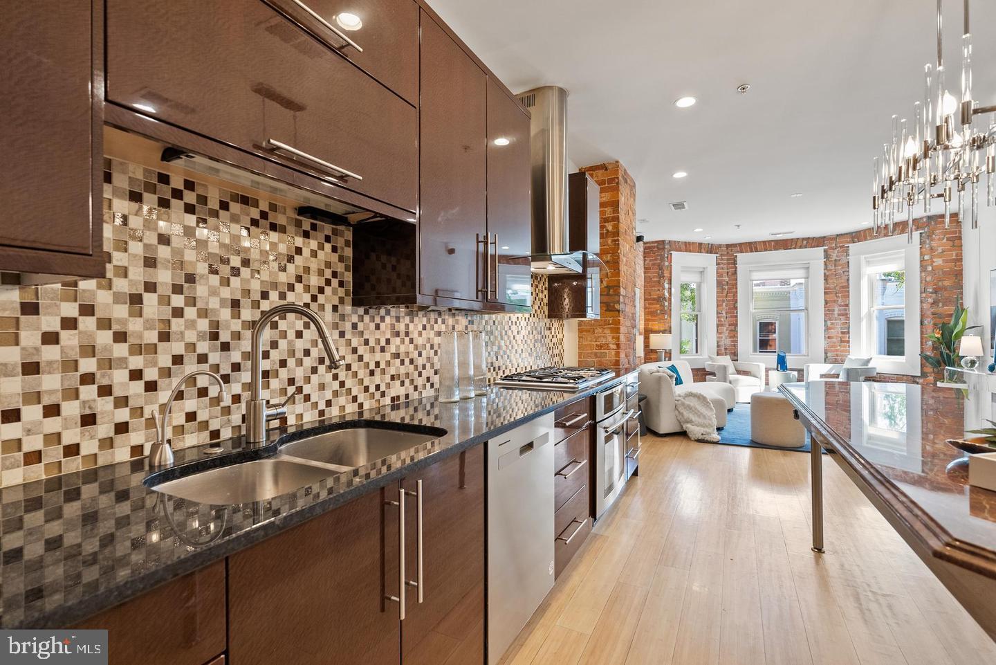 1617 Swann Street Northwest, Unit 5 Washington, DC 20009 - Photo 5 of 23