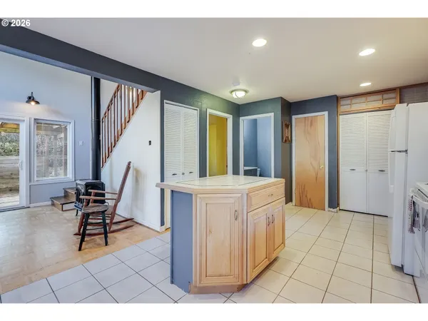 $699,000 | 598 North Laurel, Unit A, Cannon Beach, OR 97110