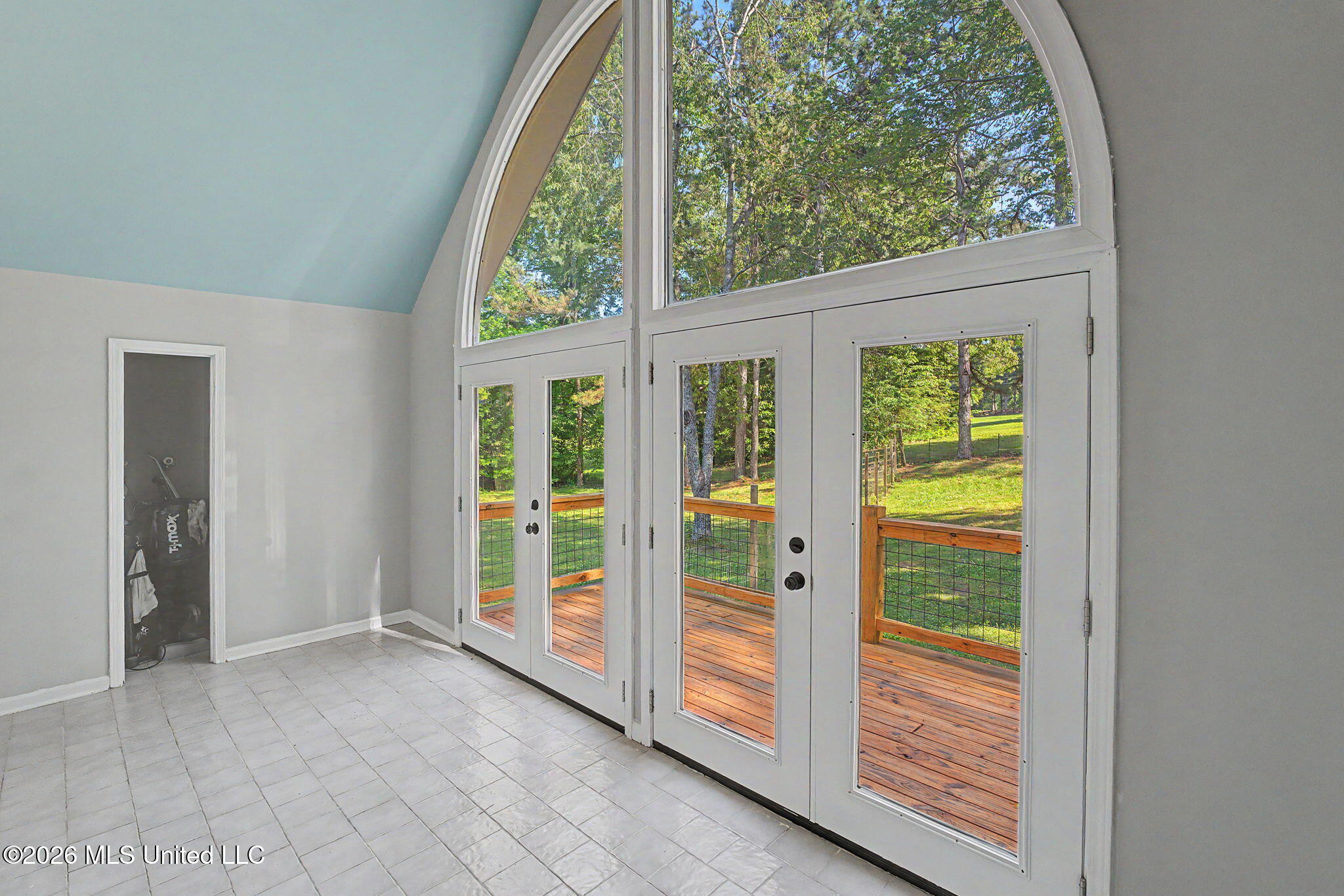 66 Robertson Road Hernando, MS 38632 - Photo 25 of 36 25-web-or-mls-66 Robertson Rd S-24