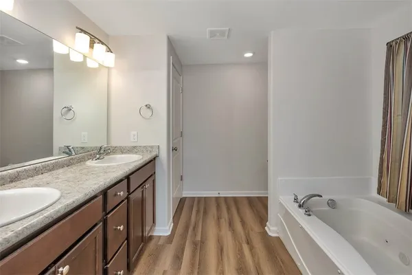 $2,395 | 124 Heatherly Way, Brunswick, GA 31523