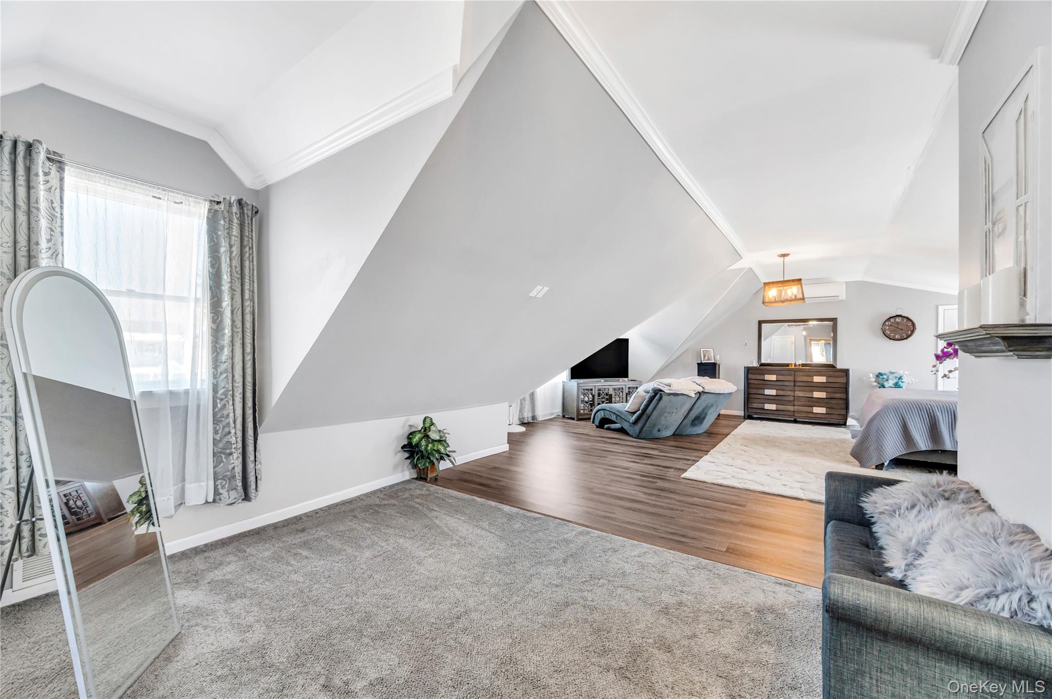 19 Radburn Drive Commack, NY 11725 - Photo 17 of 25