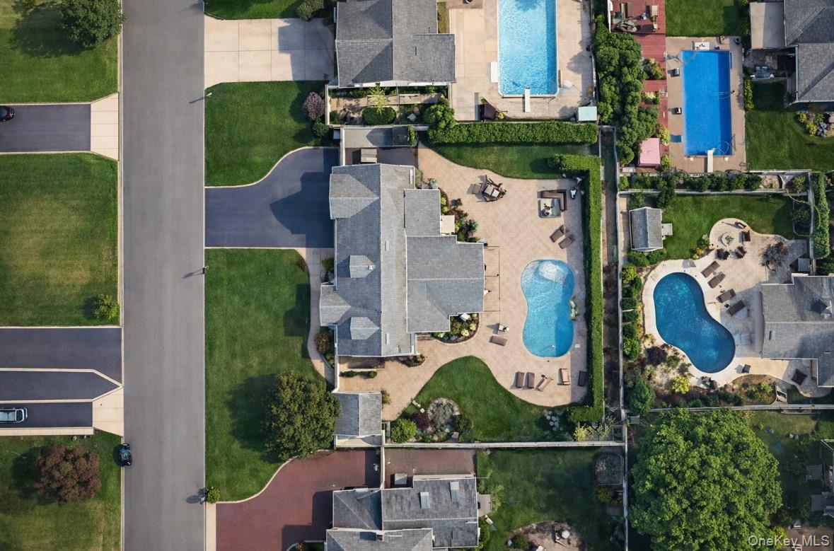 19 Radburn Drive Commack, NY 11725 - Photo 2 of 25 Drone Photo
