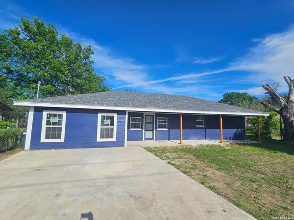 $299,000 | 5049 Blue Bonnet Street, Seguin, TX 78155