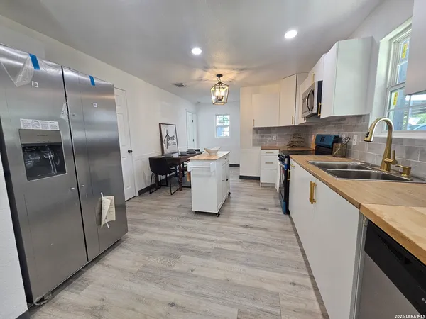 $299,000 | 5049 Blue Bonnet Street, Seguin, TX 78155