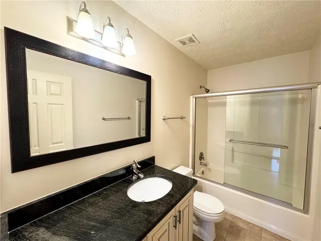 $2,400 | 5212 Pine Branch Circle, Sugar Hill, GA 30518