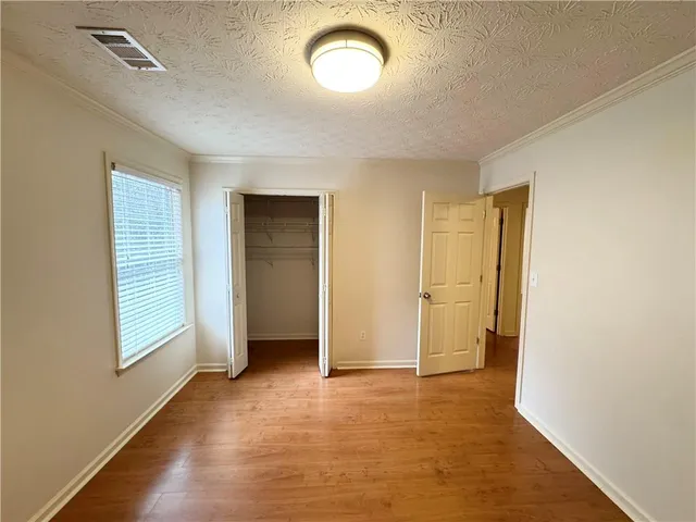 $2,400 | 5212 Pine Branch Circle, Sugar Hill, GA 30518